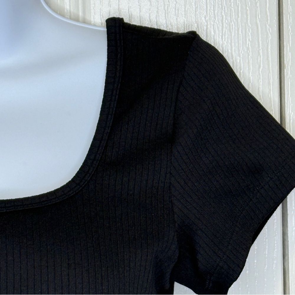 NWT PINK Victoria’s Secret Cropped Ribbed Short Sleeve Shirt Black Size Large - Picture 4 of 12